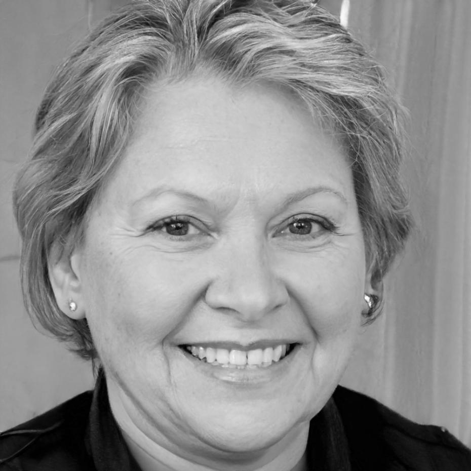 Portrait de Romane Leclerc, consultante senior en finance
